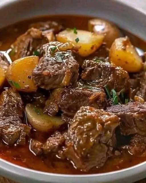 Classic Filipino Beef Mechado 587001146_884782453901604_2654984180591624050_n