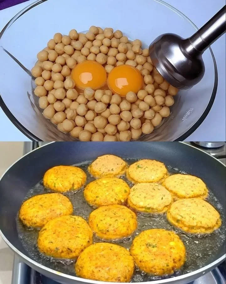 Delicious protein fritters made from chickpeas Fritters din năut bogate în proteină, delicioase și sănătoase.